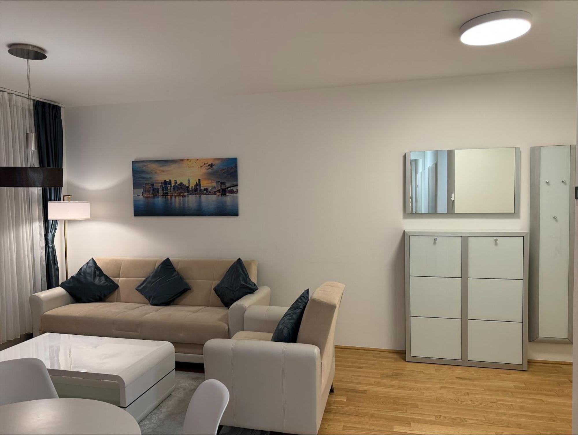 FeelHome Vienna, Subway U1 Kagran/Donauzentrum * Wien